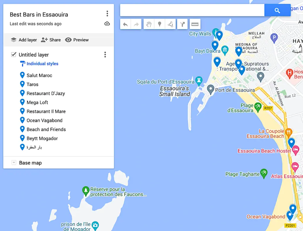 Map of the best bars in Essaouira with blue dots to represent the bars.